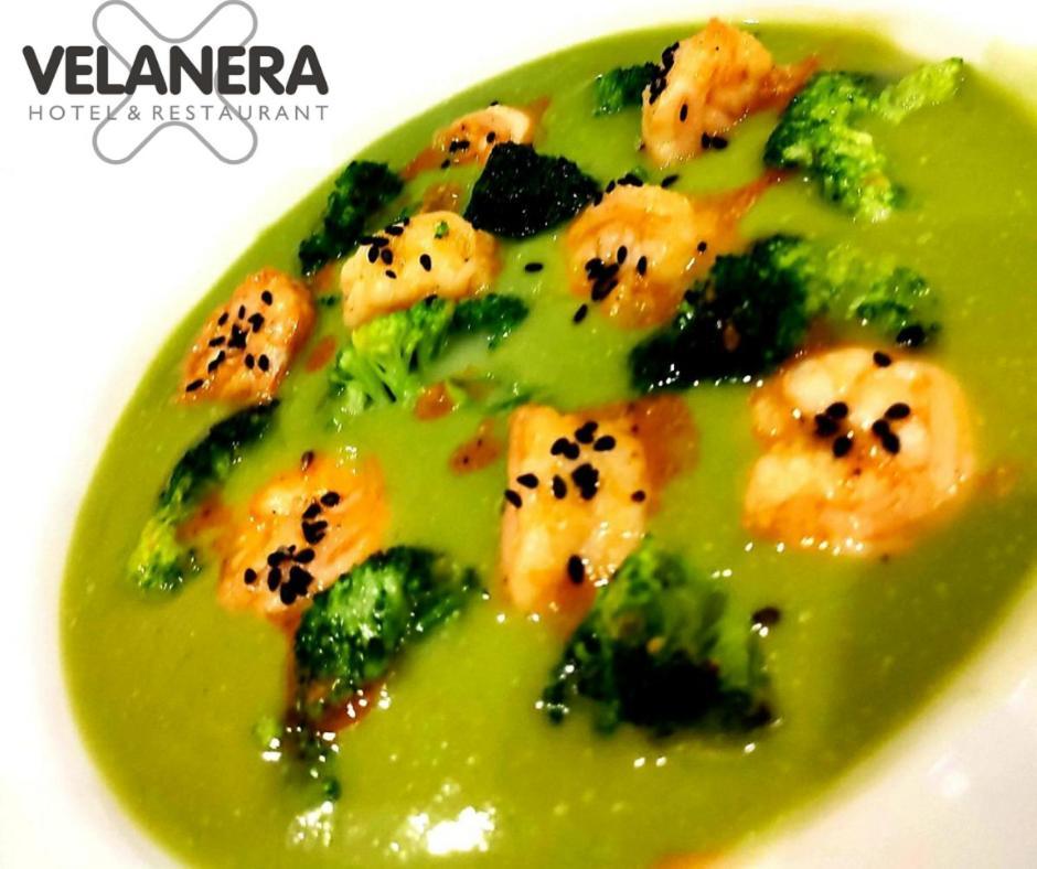 Velanera Hotel & Restaurant Sisan Exterior photo