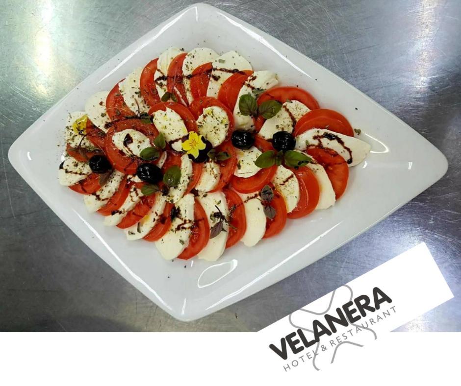Velanera Hotel & Restaurant Sisan Exterior photo